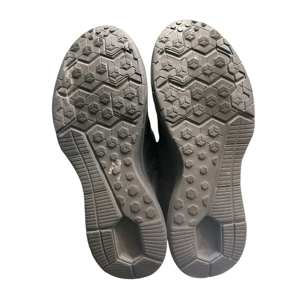 Nike In-Season TR8 Womens sz 8 Black  Training Athletic Shoes